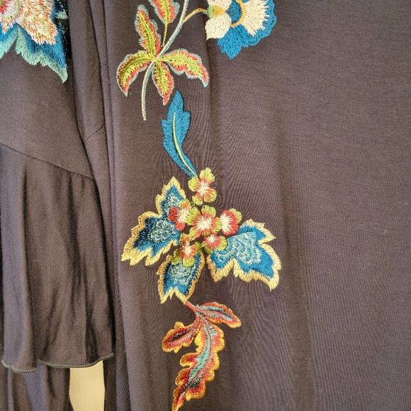 Anna Sui Loves INC International Concepts Embroidered Bell Sleeve Top Size 2XL - Picture 10 of 15